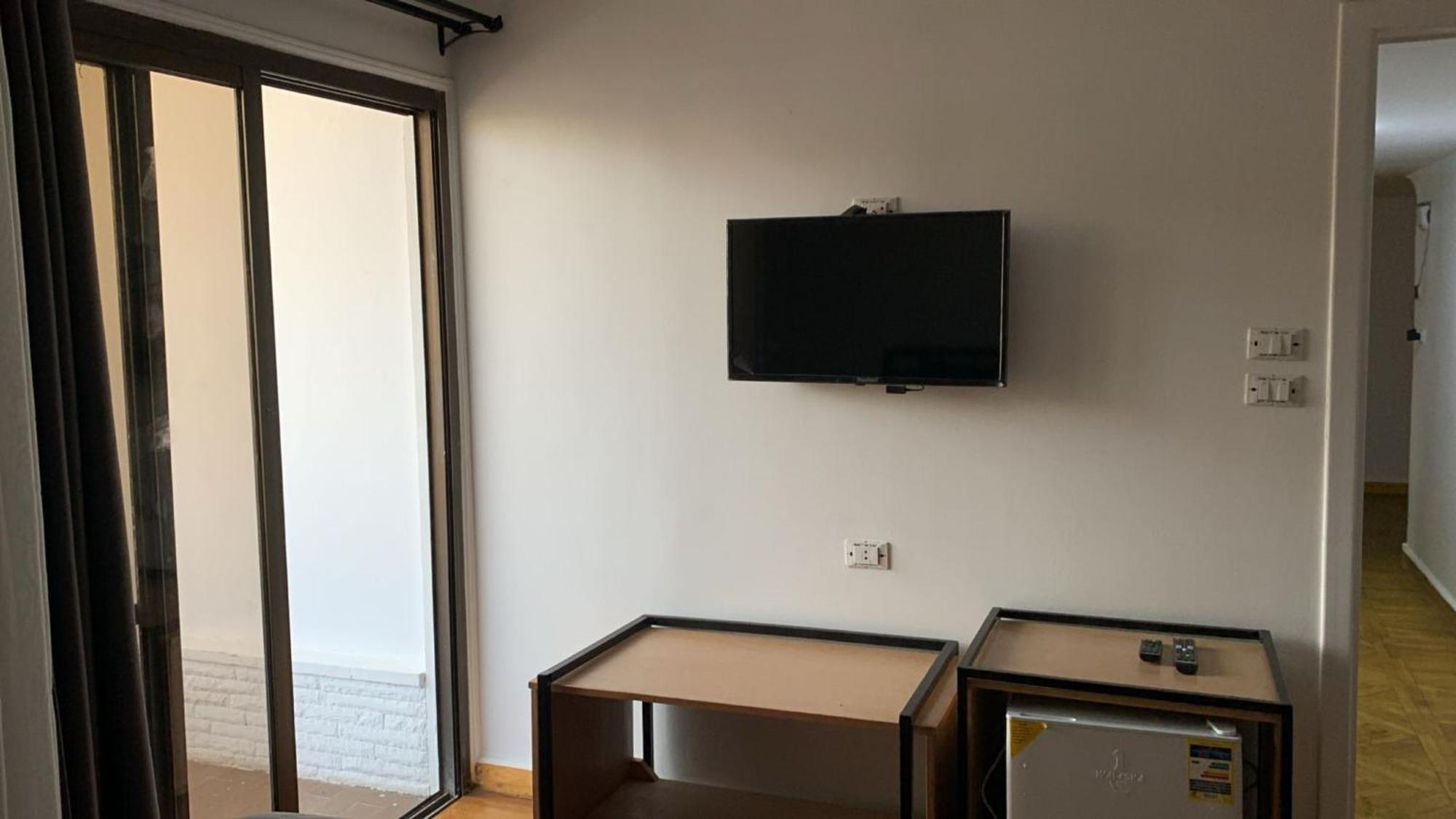 Pyramids Nights Hostel Kafrat al Jabal Экстерьер фото