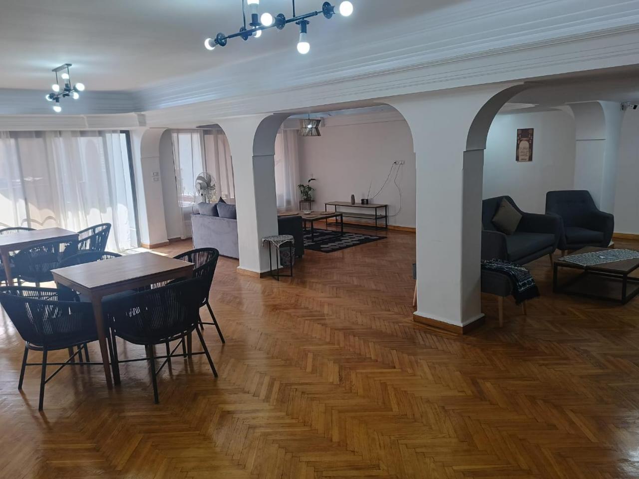 Pyramids Nights Hostel Kafrat al Jabal Экстерьер фото
