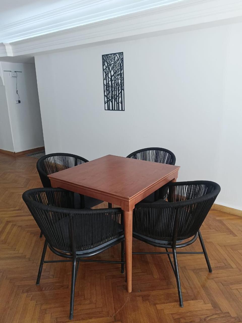 Pyramids Nights Hostel Kafrat al Jabal Экстерьер фото