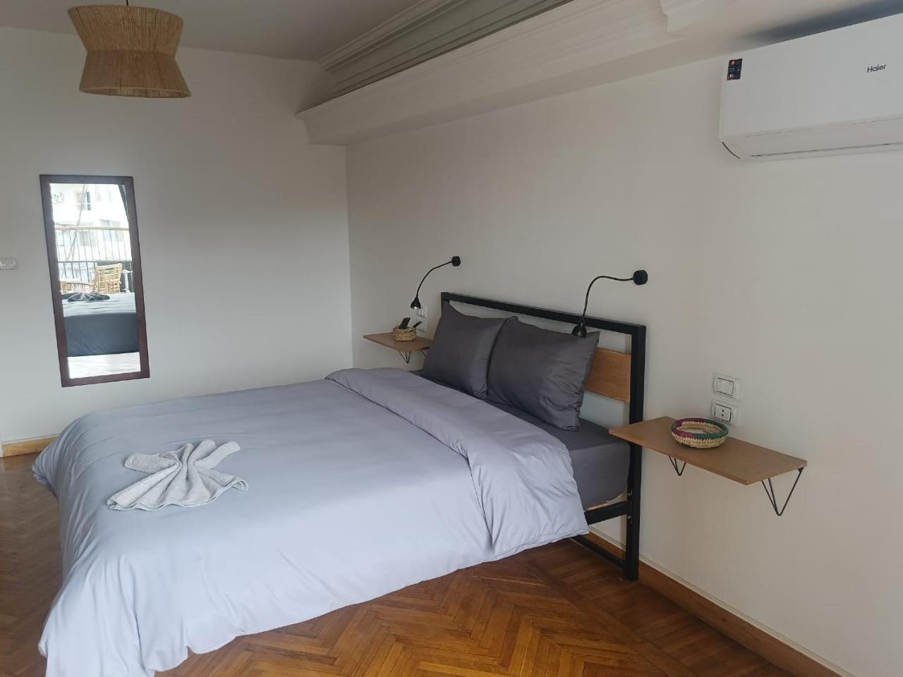 Pyramids Nights Hostel Kafrat al Jabal Экстерьер фото