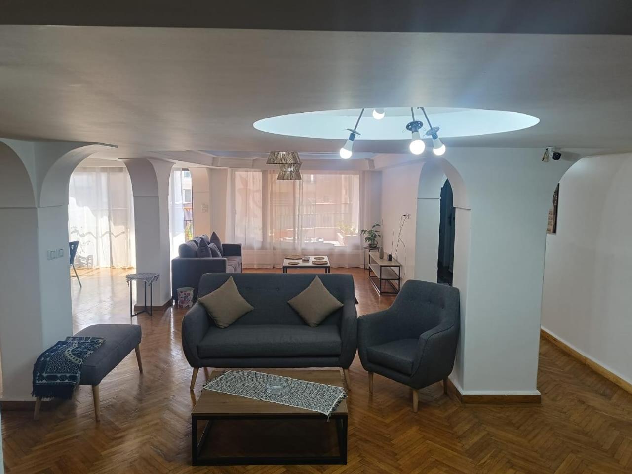 Pyramids Nights Hostel Kafrat al Jabal Экстерьер фото